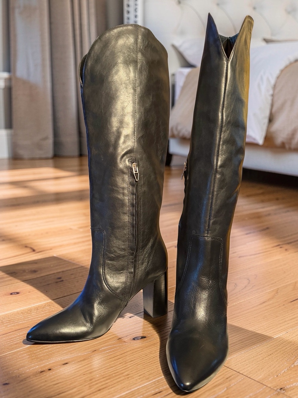 Dolce Vita NWT Sz 6 Nedi Black Leather Knee-High Pointed Toe Boots (SH437)